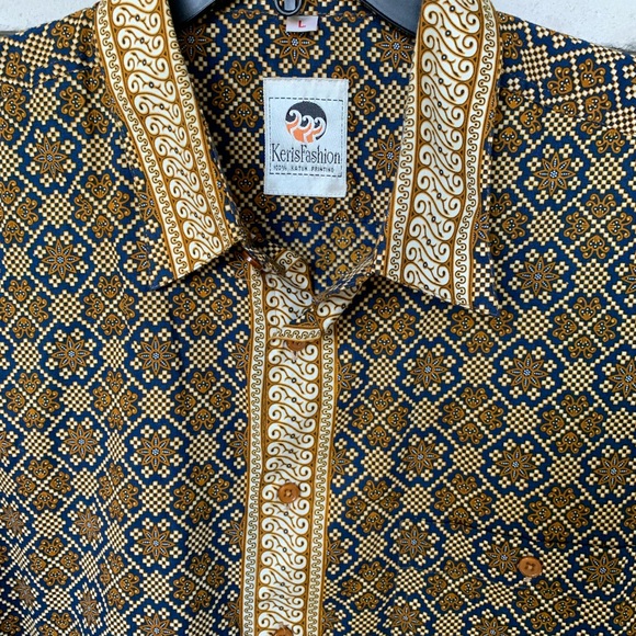 Keri’s Fashion Top - Picture 3 of 4